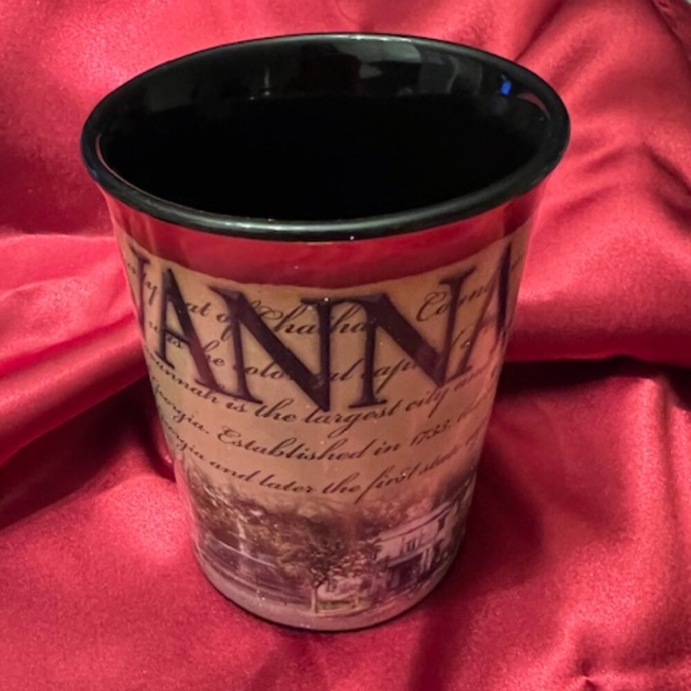 Americaware Savannah Georgia emblem mug black with white interior